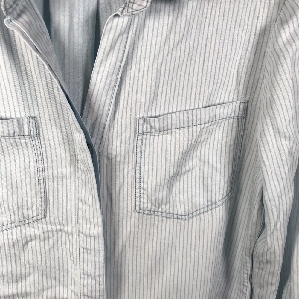 Harper striped button down size medium - Picture 3 of 5